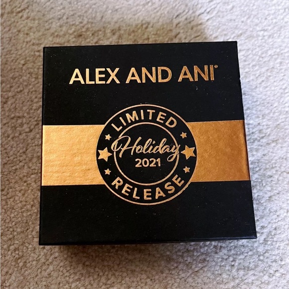 Alex And Ani Harry Potter Always 2021 Limited Release 5 Piece Bracelet Set - Picture 3 of 3